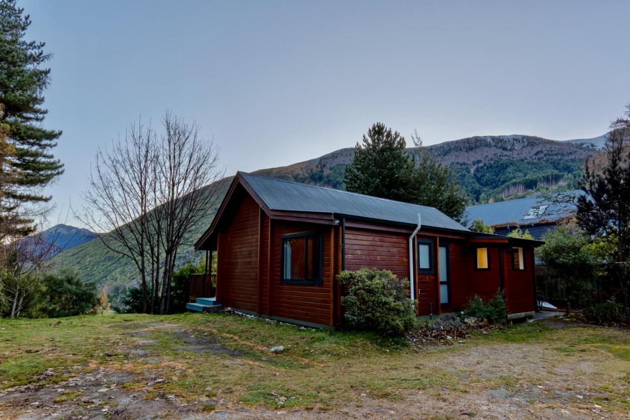 Kereru Cottage, Cosy Log Cabin, Serene Lake & Mountain Views Queenstown Exterior photo