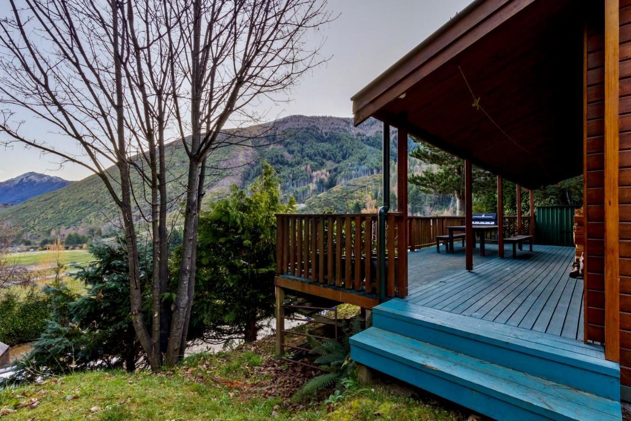 Kereru Cottage, Cosy Log Cabin, Serene Lake & Mountain Views Queenstown Exterior photo