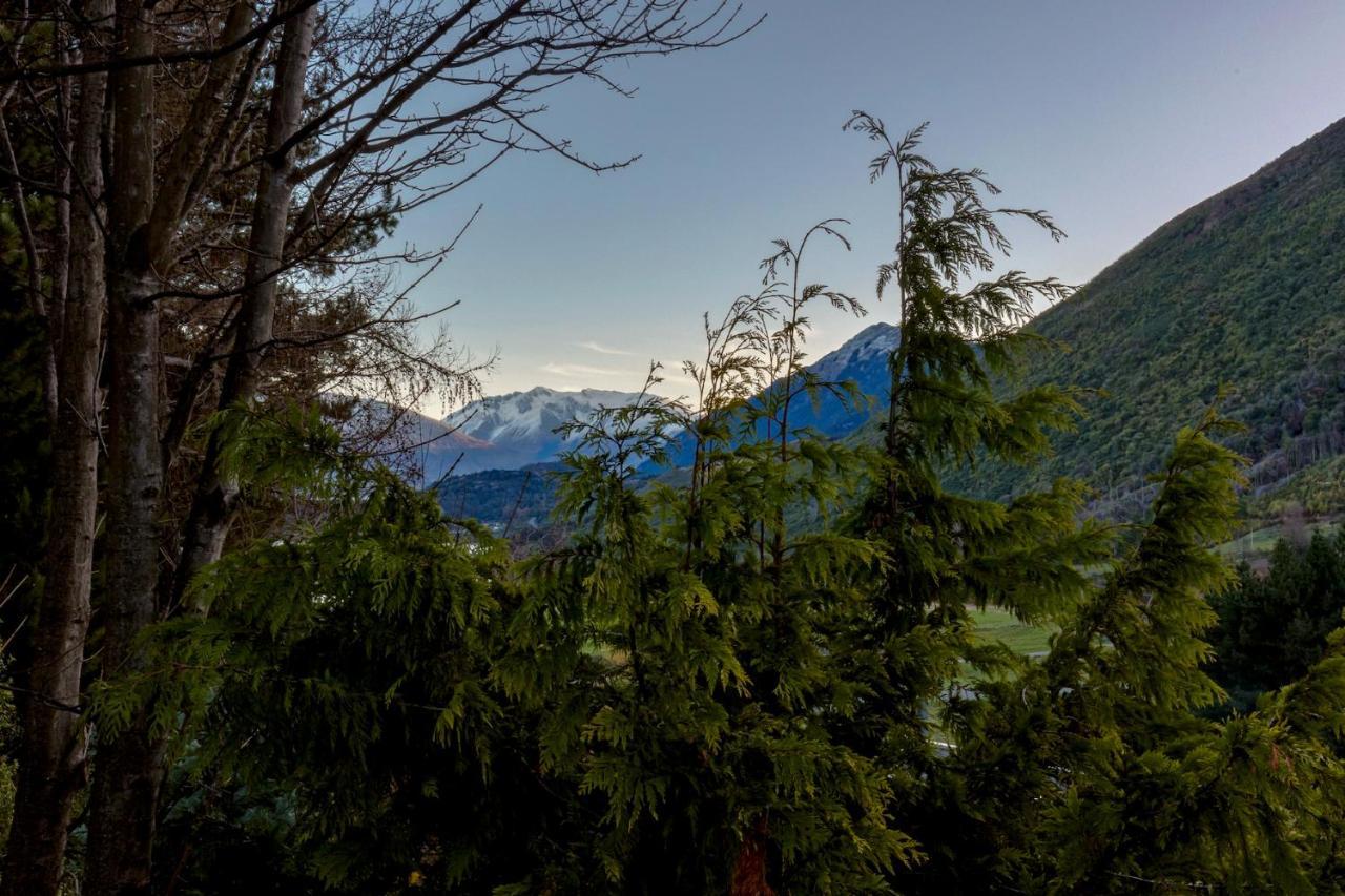 Kereru Cottage, Cosy Log Cabin, Serene Lake & Mountain Views Queenstown Exterior photo